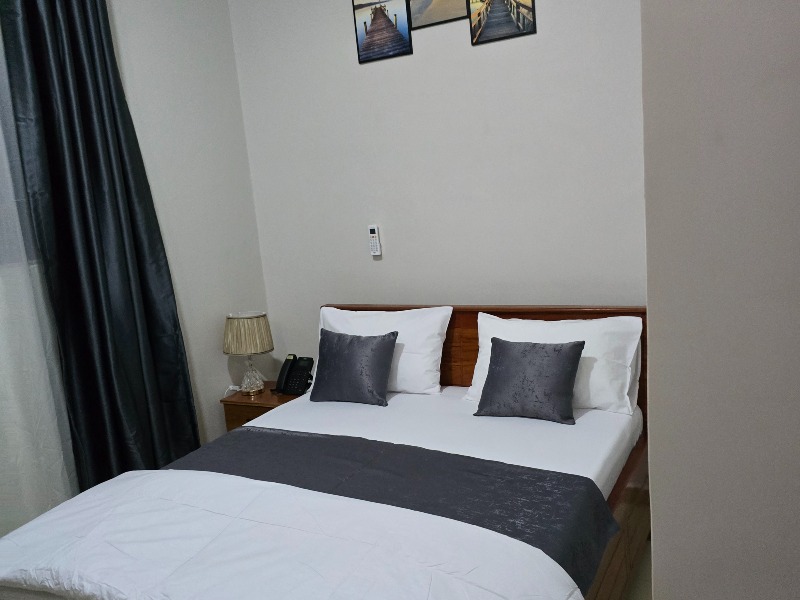Room 121