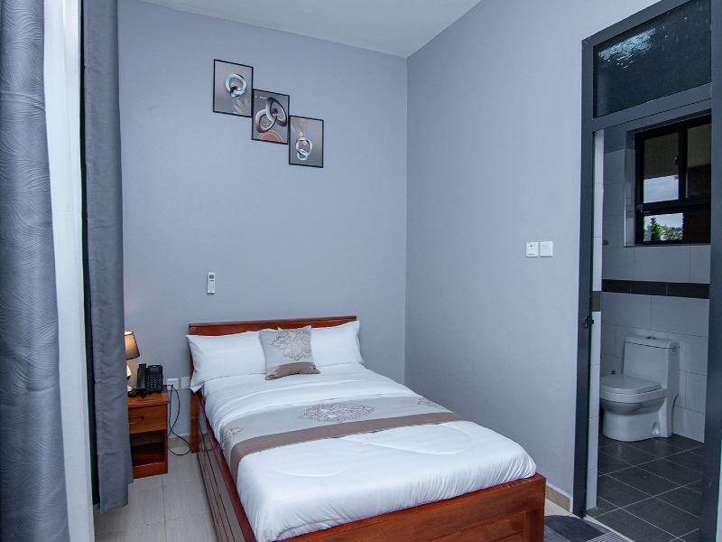 Room 122