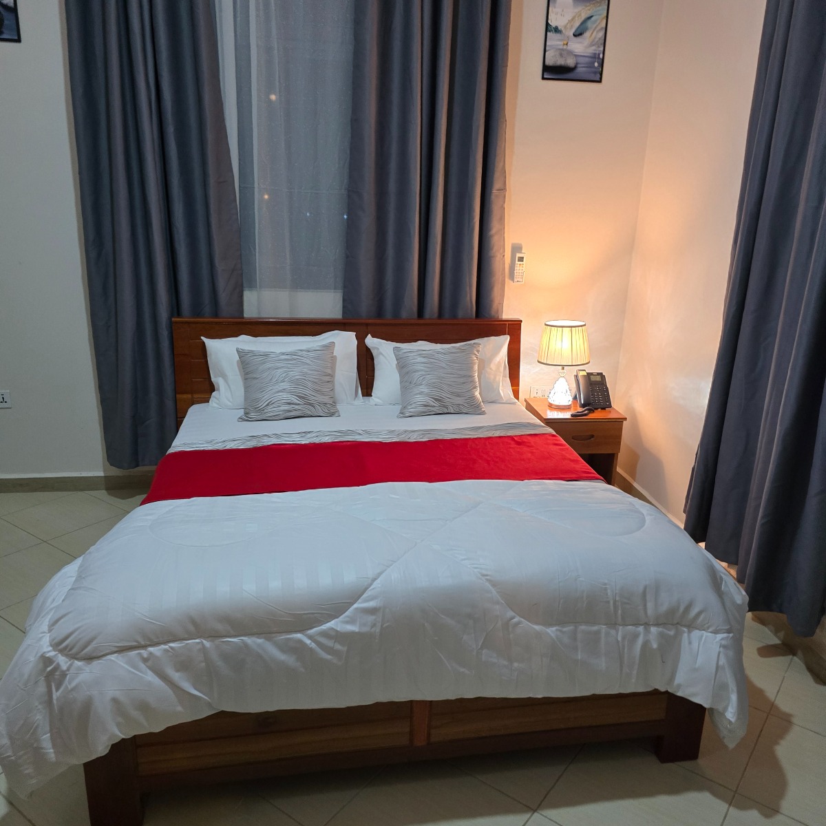 126 photo 2