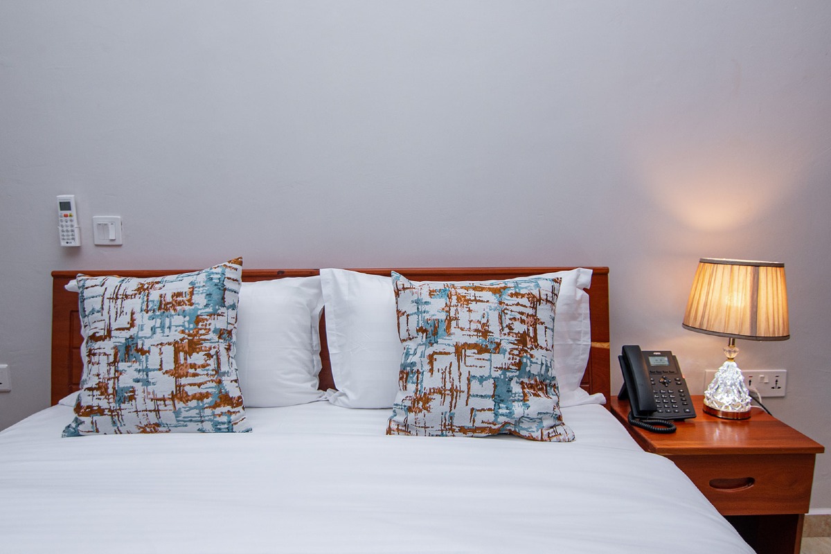 Room 212 photo 2